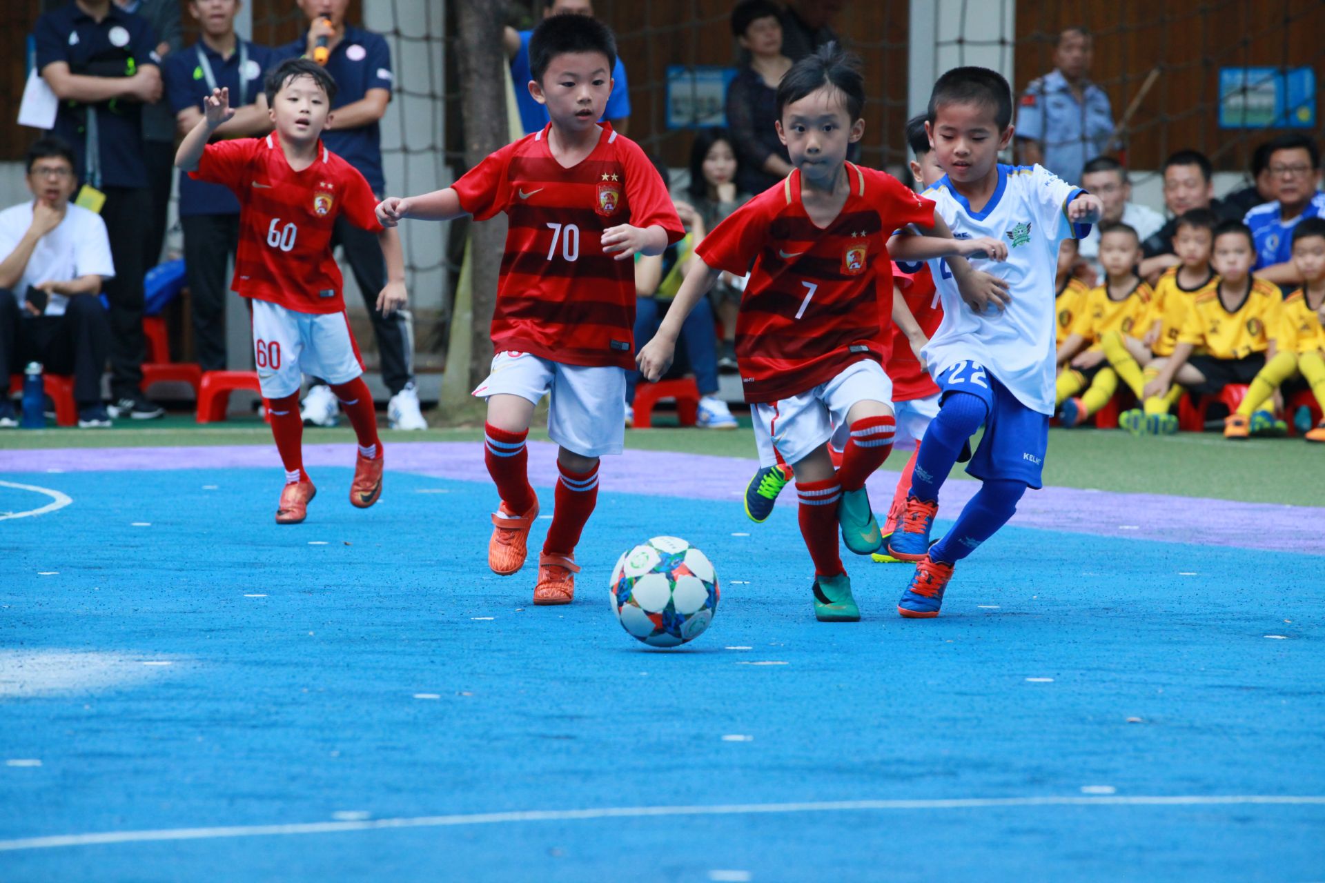 篮球永远是团队运动（篮球的本质是团队协作）